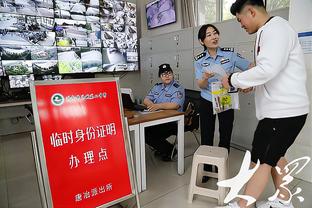 水银泻地！老詹&小里互秀妙传 浓眉统治内线 湖人半场再轰71分